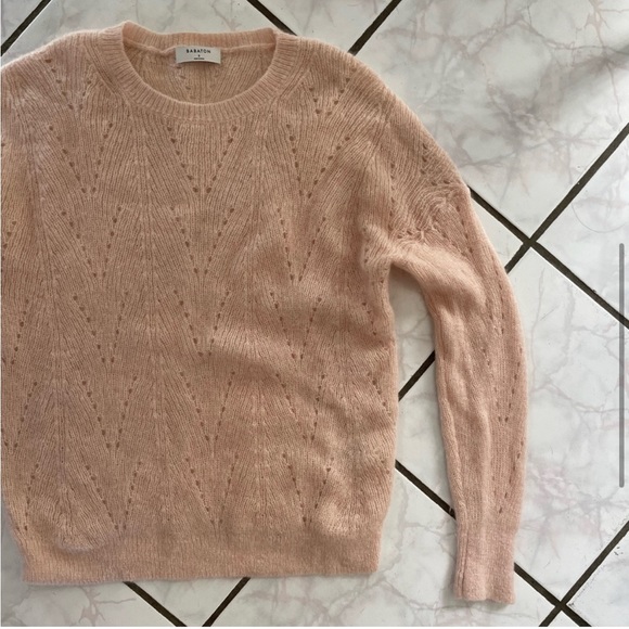 Aritzia Babaton Sweater - NWOT - Picture 5 of 6